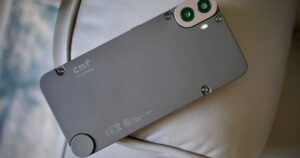 新的 Nothing 手机将于 4 月 28 日到货，但不是您期望的那款