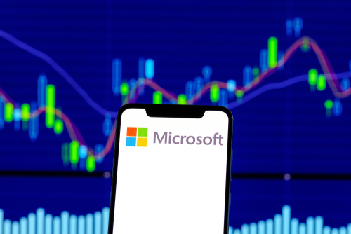 Microsoft 的大胆举措：游戏泄密和 AI 投资