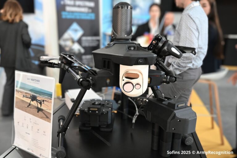 Milton Innovation 的新型 Sky Watcher 无人机在 SOFINS 2025 上为特种部队提供增强的紧凑性和模块化
