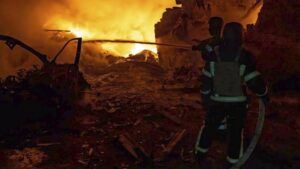 乌克兰高级官员证实俄罗斯袭击增加