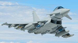 英国加入对也门胡塞武装无人机工厂的空袭