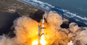 SpaceX 在重复使用 Starship 的超重型助推器方面迈出了一大步