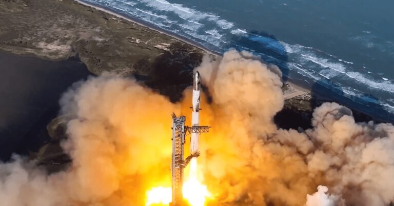 SpaceX 在重复使用 Starship 的超重型助推器方面迈出了一大步