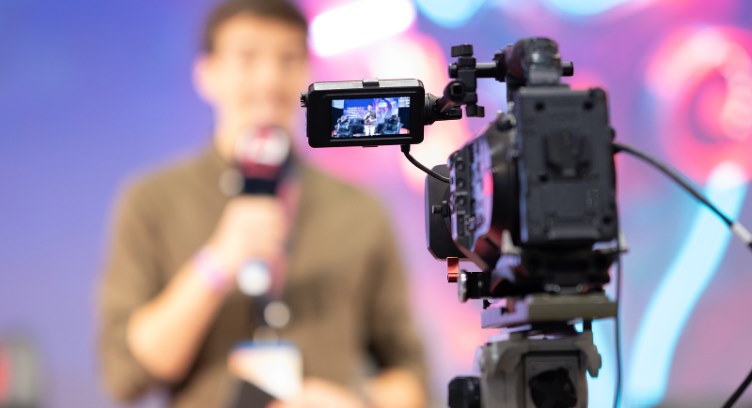 AI-Media、AudioShake 通过 AI 语音翻译增强体育直播