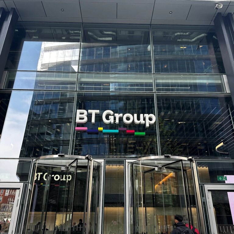 BT Group 最终将意大利部门出售给电信提供商 Retelit