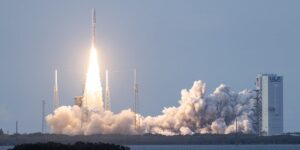 亚马逊的首批 27 颗 Kuiper 宽带卫星在 Atlas V 上进入轨道