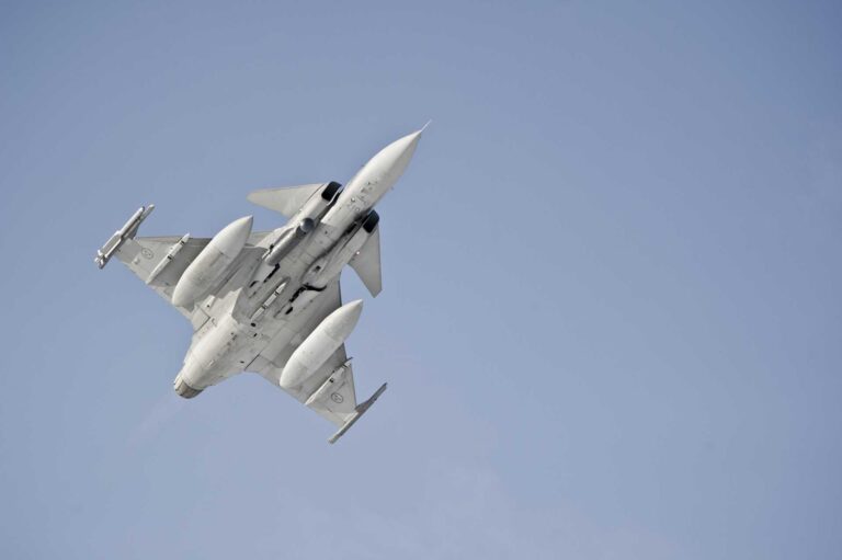 突发新闻：瑞典请求议会批准向秘鲁出售多达12架Gripen E/F战斗机
