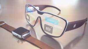 真 AR 眼镜取代 iPhone 可能是苹果的首要任务
