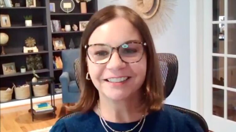 协作是扩大 AI 在医疗保健领域使用的关键：Erin Weber，理学硕士