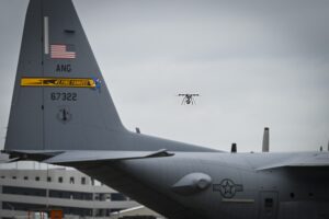 美国国防部官员：许多美国基地仍然缺乏足够的技术来追踪无人机入侵