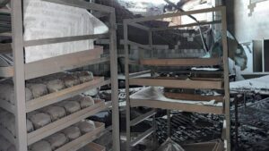 敌人无人机袭击苏梅面包店 一死一伤 - 检察官办公室