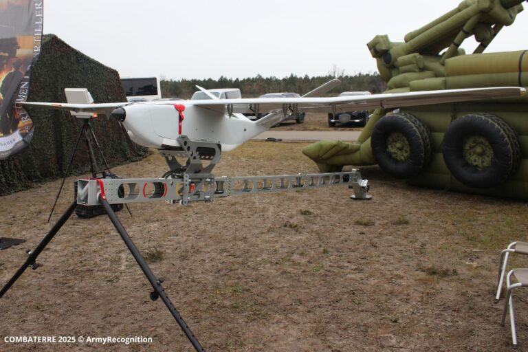 Delair DT46 无人机增强了法国炮兵部队的 ISR 目标捕获和火力支援