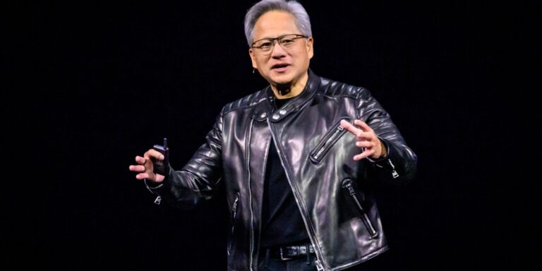 Nvidia 首席执行官游说日本生产更多电力以推动 AI