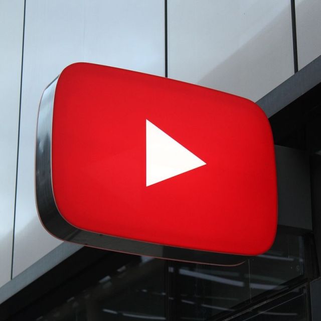 YouTube 推出免费的 AI 工具，为创作者生成自定义音乐