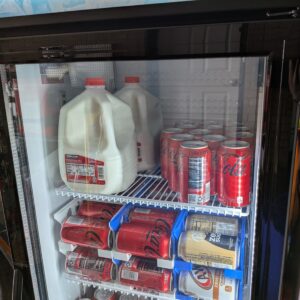 Bodega 单门展示冷却器评论 – 一款极具吸引力的出色冷却器