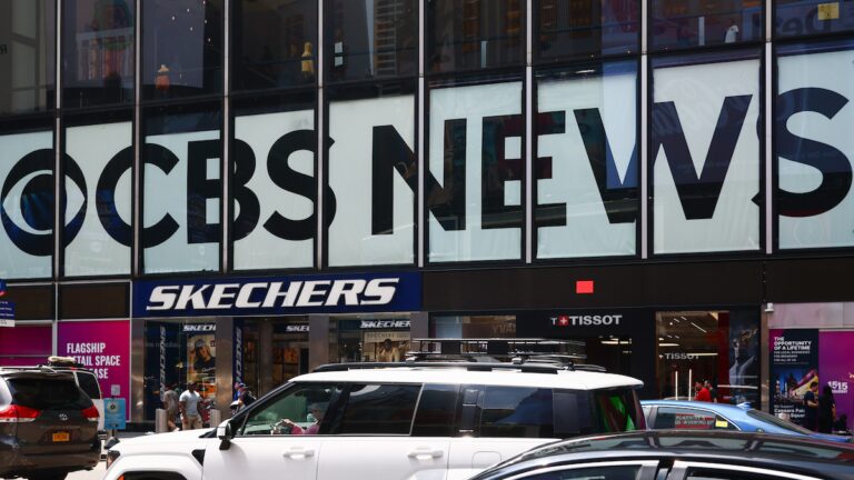 CBS 新闻将在新的 WGA 协议中为员工提供更高的遣散费，如果他们被 AI 取代
