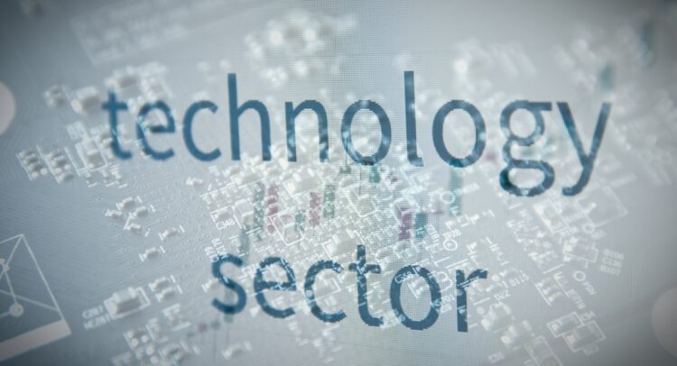 MSFT、AVGO 或 PLTR：哪只科技股是华尔街最有吸引力的选择？
