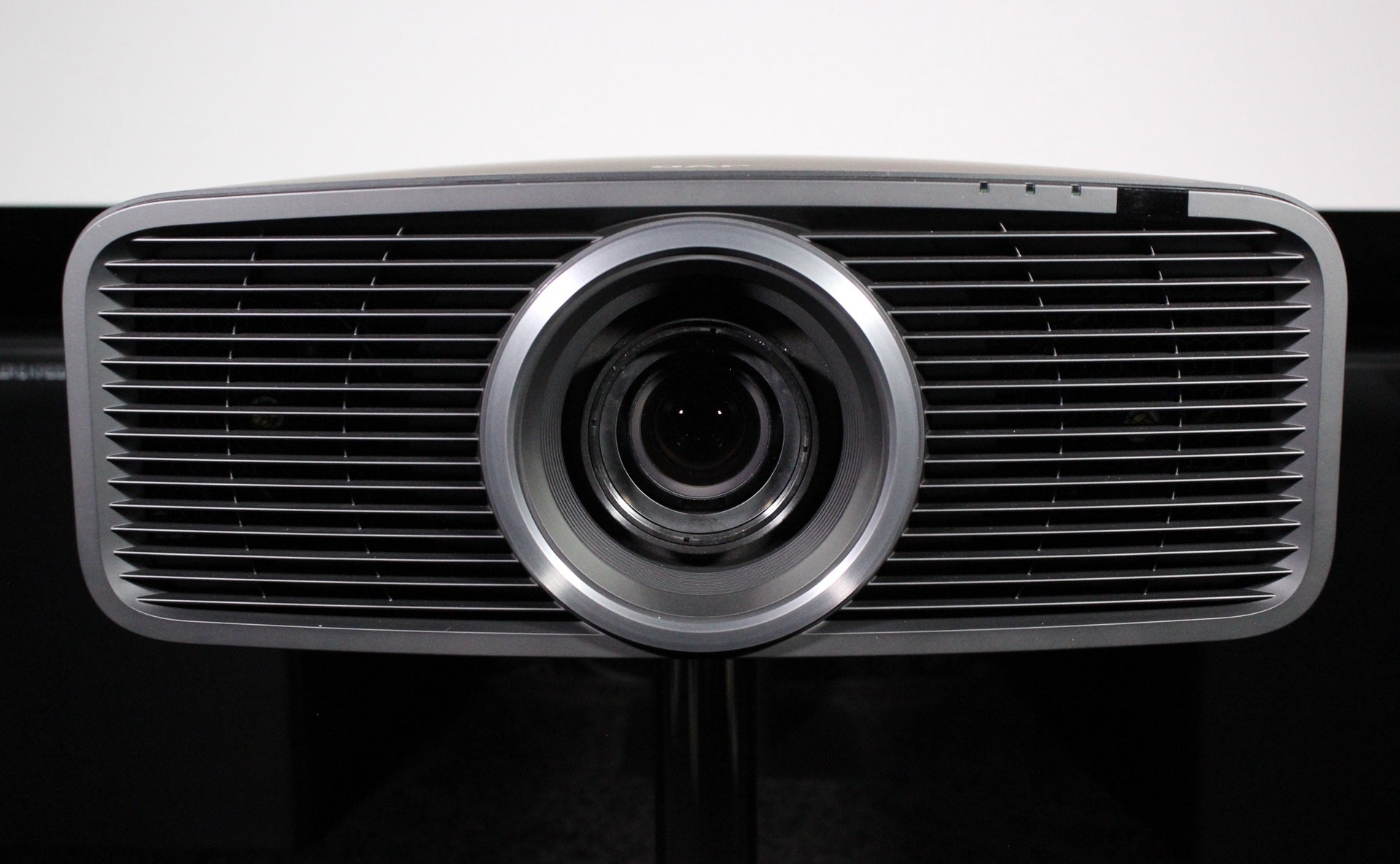 Jvc DLA-NZ700 评论
