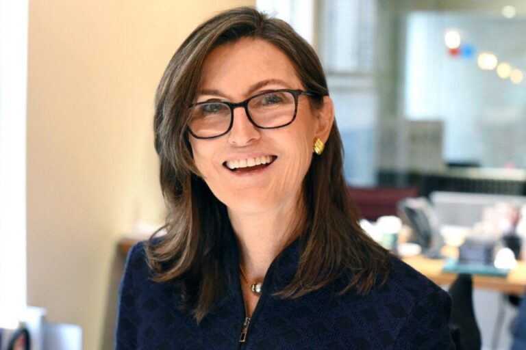 Cathie Wood 增持价值 1820 万美元的 Nvidia 股票，在特朗普关税动荡的情况下，将价值 580 万美元的亚马逊股票添加到她的购物车中