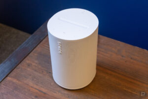 Sonos 下调了其 Era 100 扬声器和 Ray 条形音箱的零售价