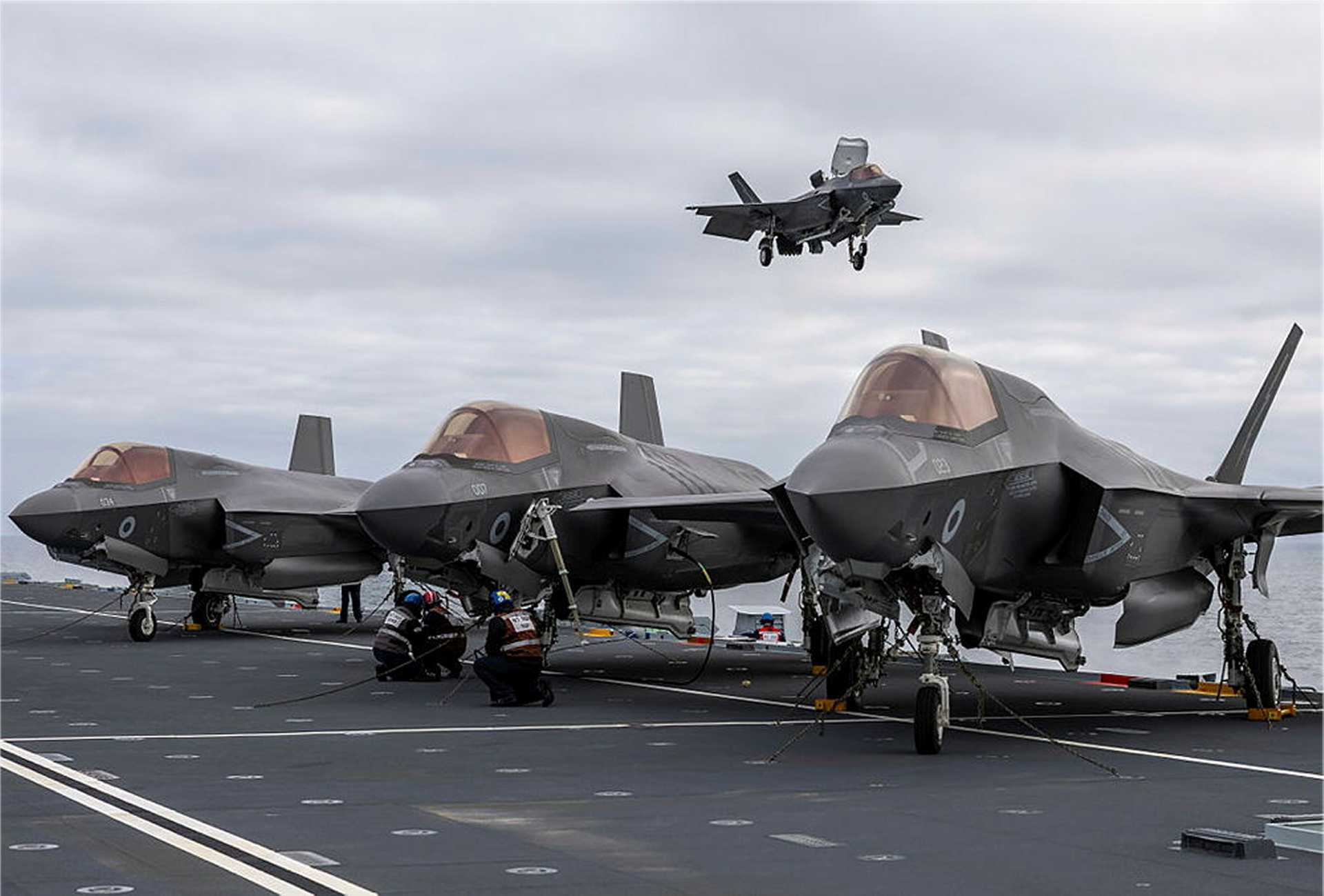 焦点：F-35B 战斗机在英国海军航空母舰威尔士亲王号上提供无与伦比的空中力量