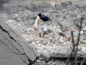 美国新一轮空袭扩大针对也门胡塞武装的空袭