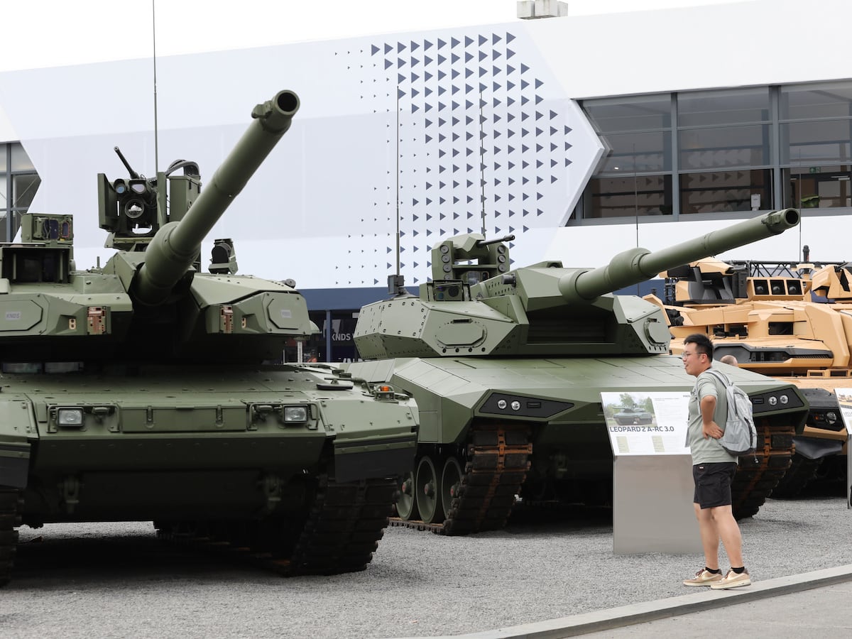 “Eurotank”公司在与德国和法国谈判之前成立合资企业