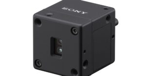 这款微型 Sony 传感器可以帮助无人机像鹰一样看清
