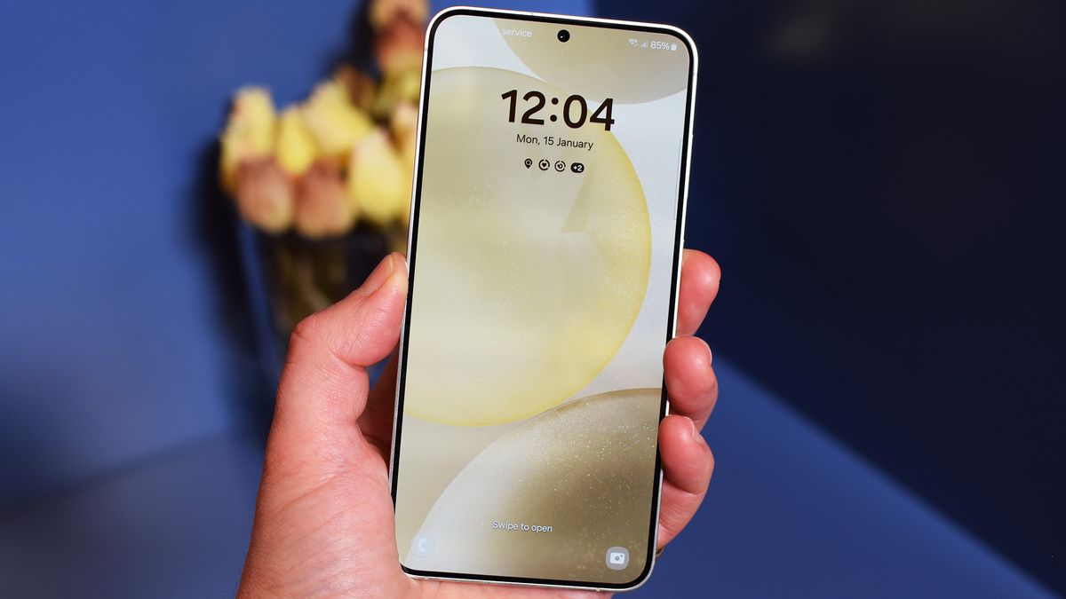 据报道，三星的 One UI 7 更新因严重错误而延迟，延长了对 Android 15 的等待