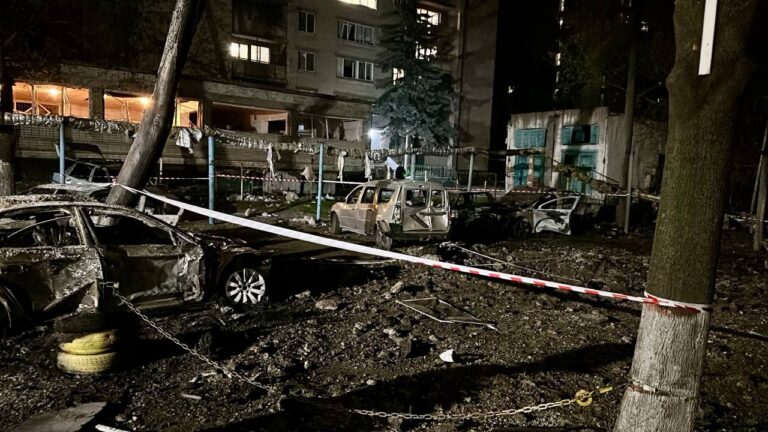 俄罗斯无人机对第聂伯罗的袭击造成 2 人死亡，16 人受伤
