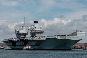 英国通过为期 8 个月的航空母舰群部署加强印太地区的存在