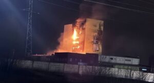乌克兰无人机在俄罗斯境内飞行长达 1,500 公里后袭击了独特的光纤工厂