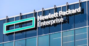 HPE 为 Aruba Central 配备了 VPC 和 AI 驱动的可观察性工具