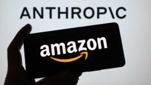 AWS 和 Anthropic 签署协议以加速模型开发，增强 AI 芯片