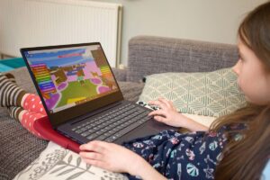 Roblox 为父母添加了新的安全工具来监控孩子的帐户