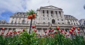 英格兰银行强调人工智能的风险，但始终保持“被动”