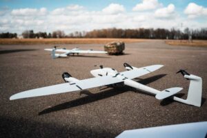 突发新闻：德国将通过交付 316 架 Vector 和 30 架 RQ-35 Heidrun 无人机来增强乌克兰的侦察能力