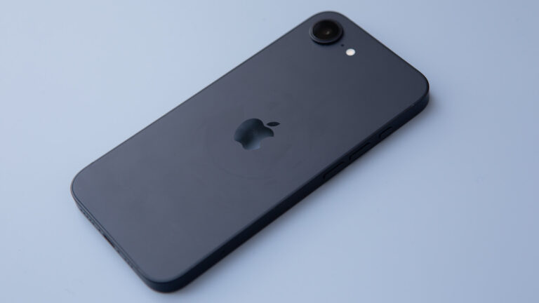 Apple 的 iPhone 刚刚做了一件前所未有的事情