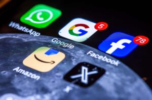谷歌母公司 Alphabet 因 AI 成功的迹象而领涨广告技术股