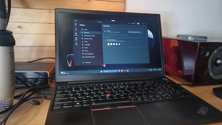 消费者的声音被听到，因为 Microsoft 的大型企业越来越受欢迎