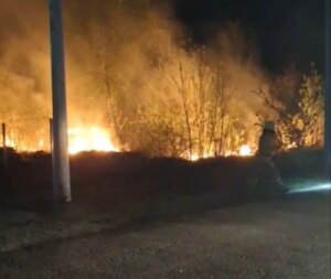 日托米尔地区遭到无人机袭击：房屋受损，警察受伤