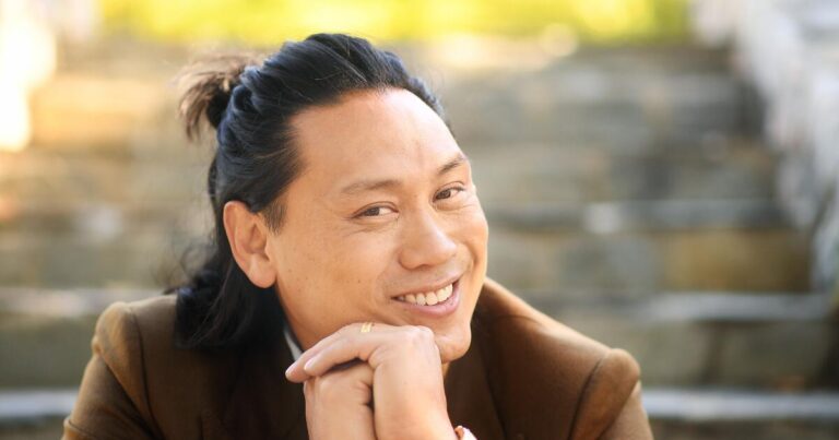 Jon M. Chu 抨击硅谷对 AI 的过度行为，而电影公司却原谅了它