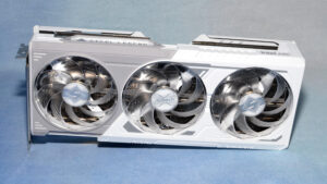 Intel 正在调查与旧芯片上的 Arc GPU 相关的 CPU 开销