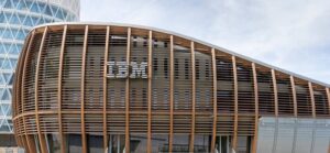 IBM 订购美国销售人员以查找客户或办事处附近