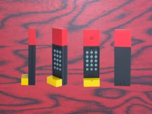 后现代宝藏：几十年后出现稀有的 Ettore Sottsass Enorme 电话