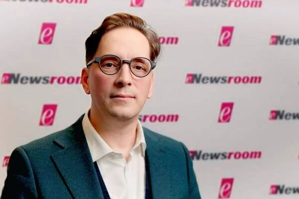 AI 为客户中的小型企业提供公平的竞争环境…