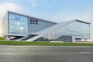 与 UAE Company 合作帮助我们触及明星