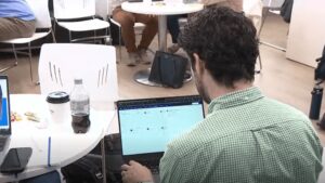 MUSC 和 Notable Host 黑客马拉松专注于医疗保健领域的 AI