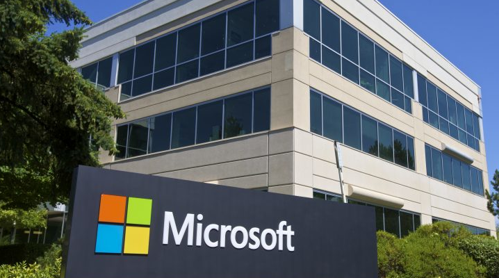 Microsoft 在新兴的低成本模型趋势中缩减全球 AI 数据中心扩展计划