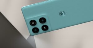 摩托罗拉的第一款 Edge 60 手机感觉就像画布